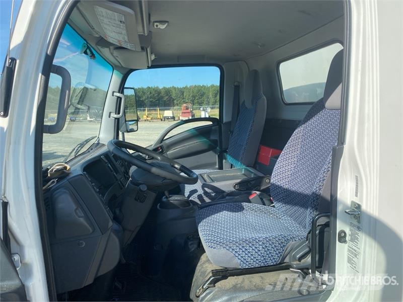 Hino S4 4x2 Van Truck Box trucks