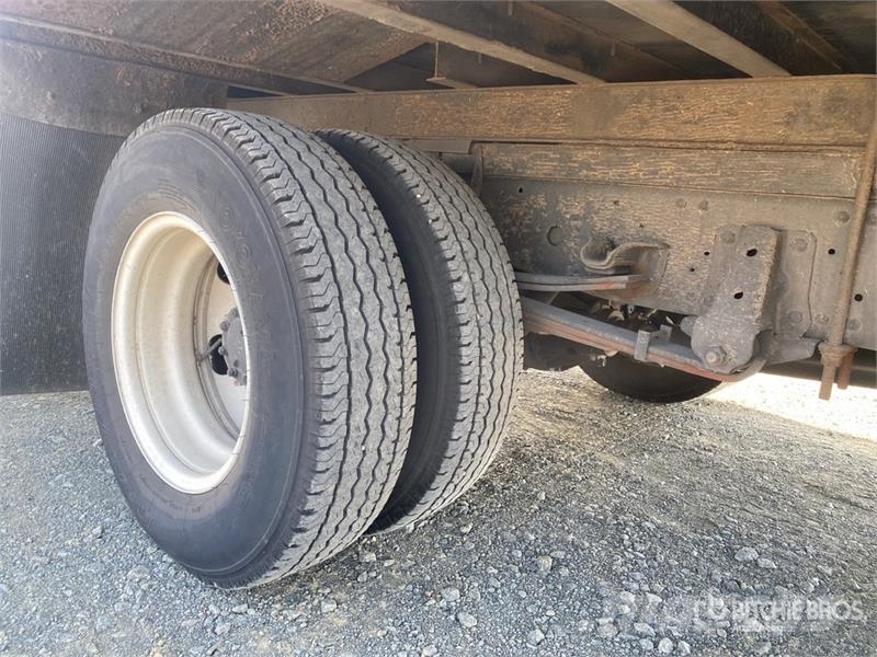 Hino S4 4x2 Van Truck Box trucks