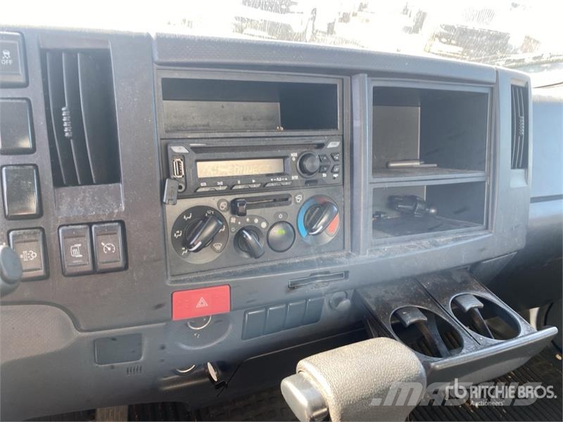 Hino S4 4x2 Van Truck Box trucks
