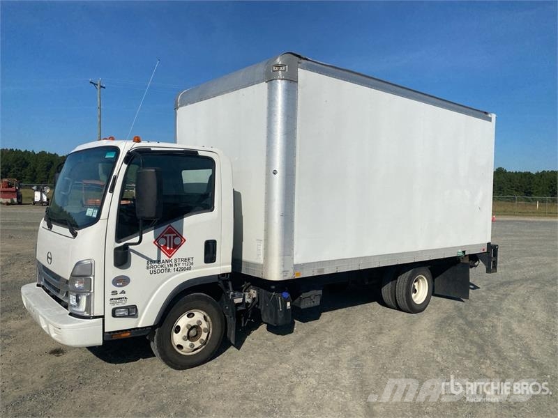 Hino S4 4x2 Van Truck Box trucks