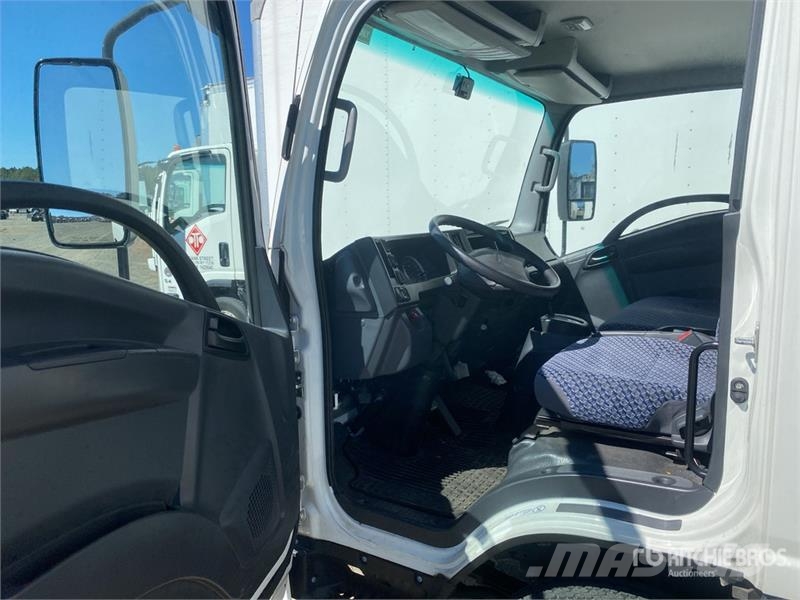 Hino S4 4x2 Van Truck Box trucks