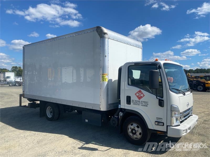 Hino S4 4x2 Van Truck Box trucks
