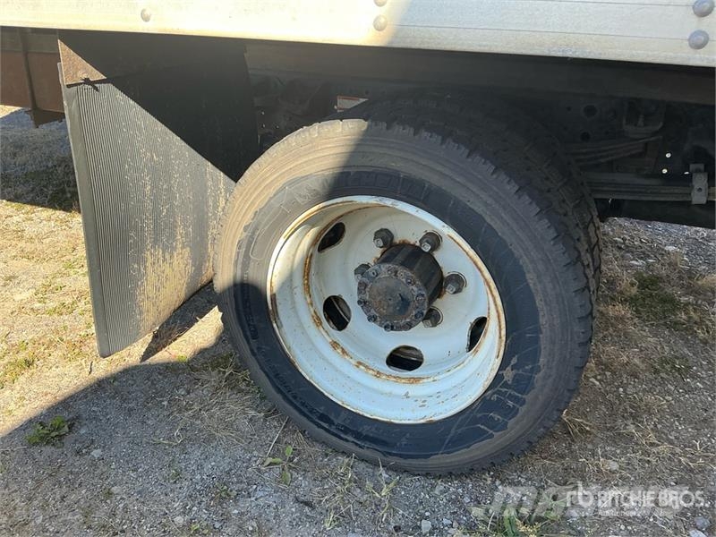 Hino XJC740 4x2 Van Truck Box trucks