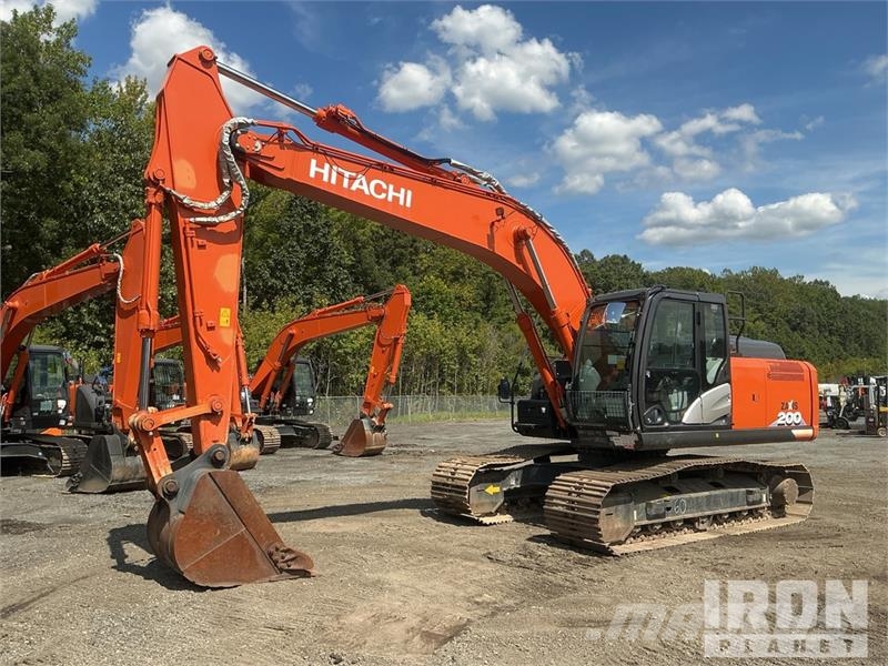 Purchase Hitachi ZX200-6 crawler excavators, Bid & Buy on Auction