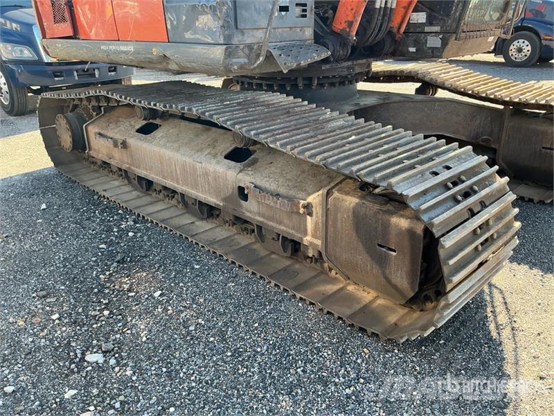 Hitachi ZX300LC-6 Tracked Excavator Lánctalpas kotrók