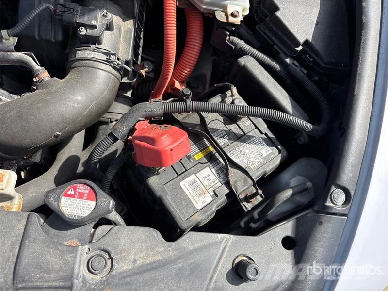 Honda Civic Hybrid Automobile (Inoperable) Avtomobili