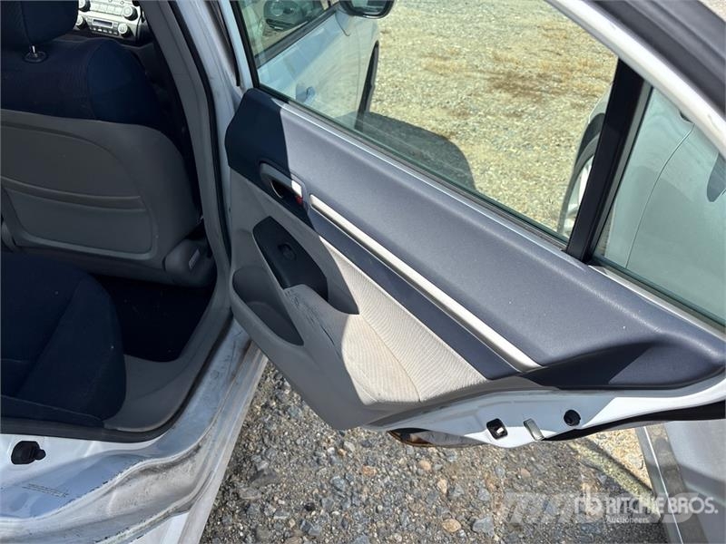 Honda Civic Hybrid Automobile (Inoperable) Avtomobili