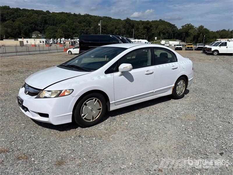 Honda Civic Hybrid Automobile (Inoperable) Avtomobili