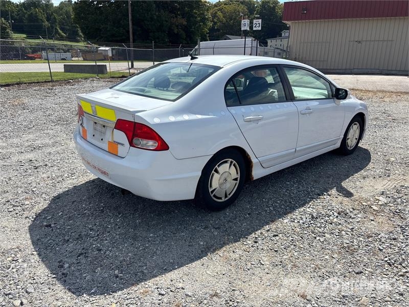 Honda Civic Hybrid Automobile (Inoperable) Avtomobili