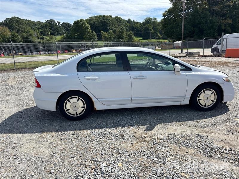 Honda Civic Hybrid Automobile (Inoperable) Avtomobili