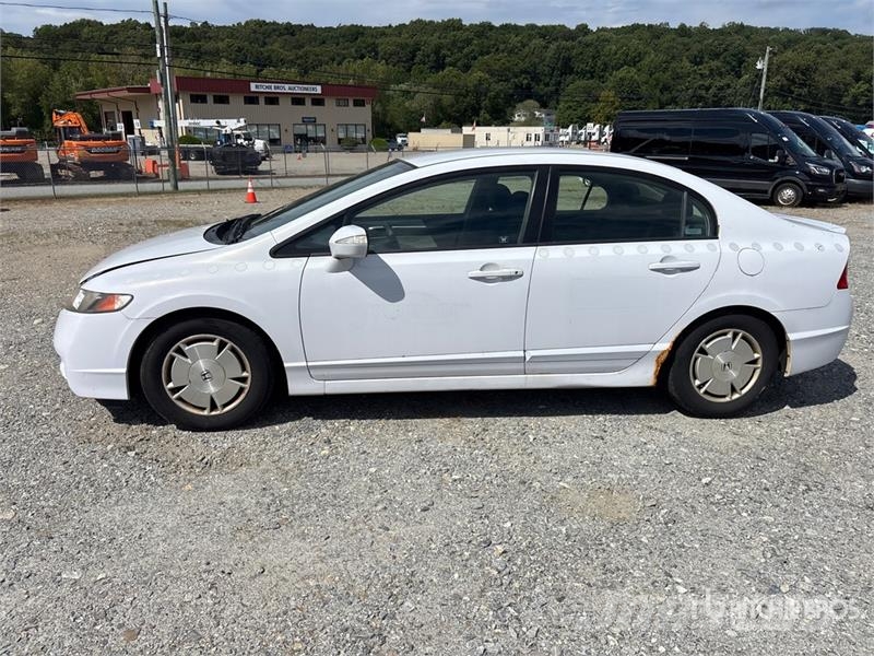 Honda Civic Hybrid Automobile (Inoperable) Avtomobili