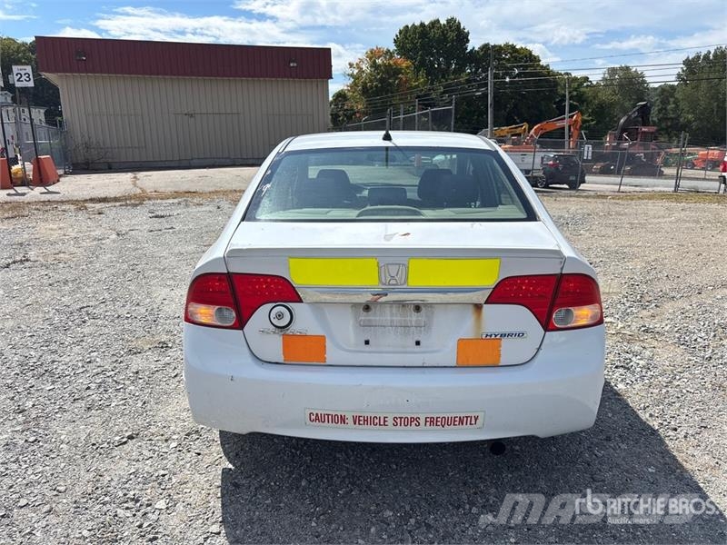 Honda Civic Hybrid Automobile (Inoperable) Avtomobili