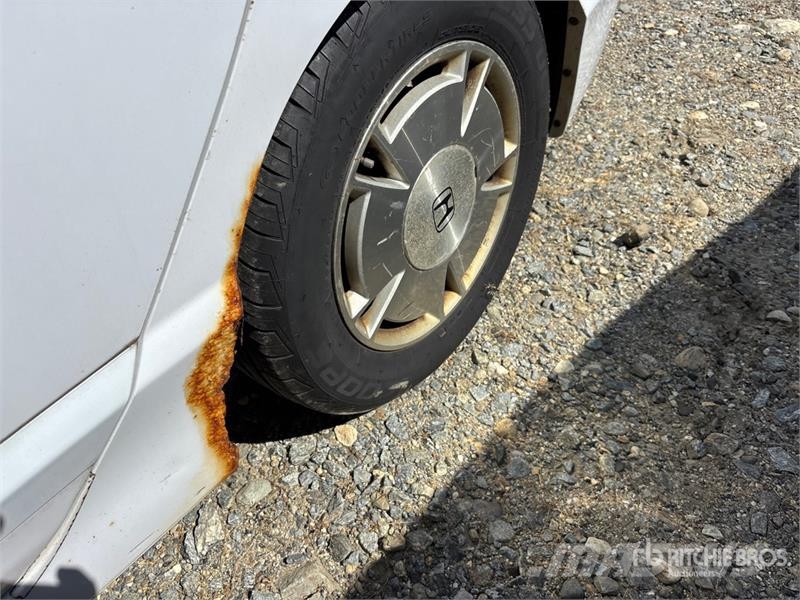 Honda Civic Hybrid Automobile (Inoperable) Avtomobili