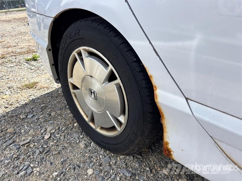Honda Civic Hybrid Automobile (Inoperable) Avtomobili