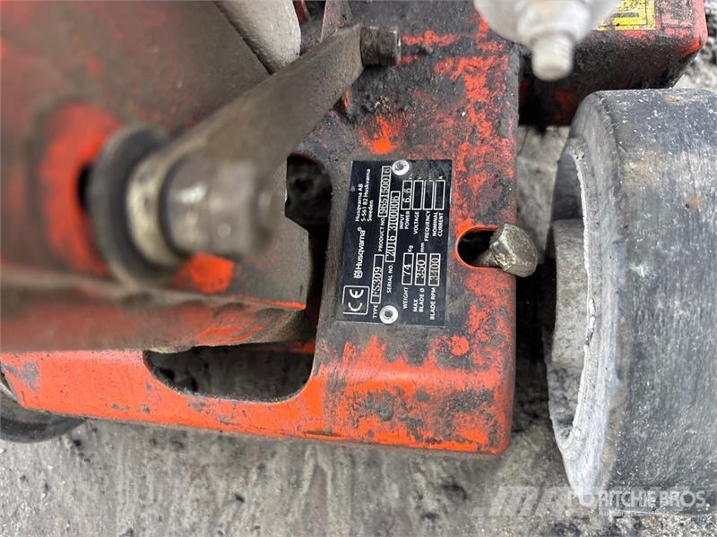 Husqvarna FS309 Aserradoras