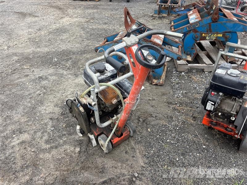Husqvarna FS309 Aserradoras