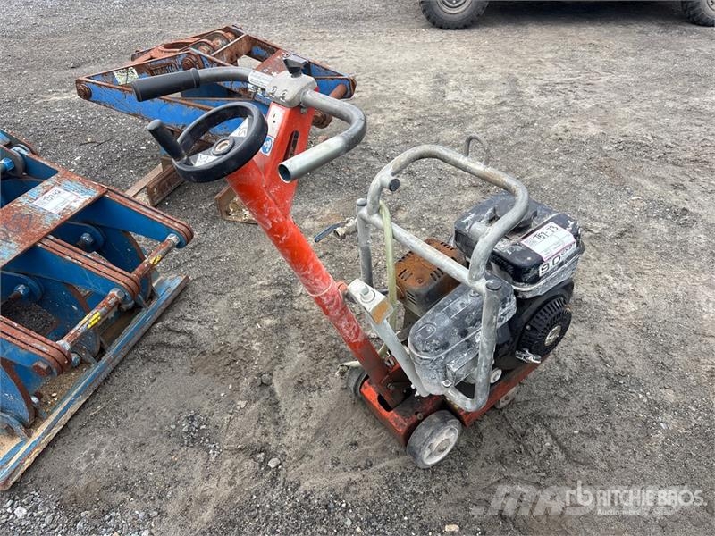 Husqvarna FS309 Aserradoras