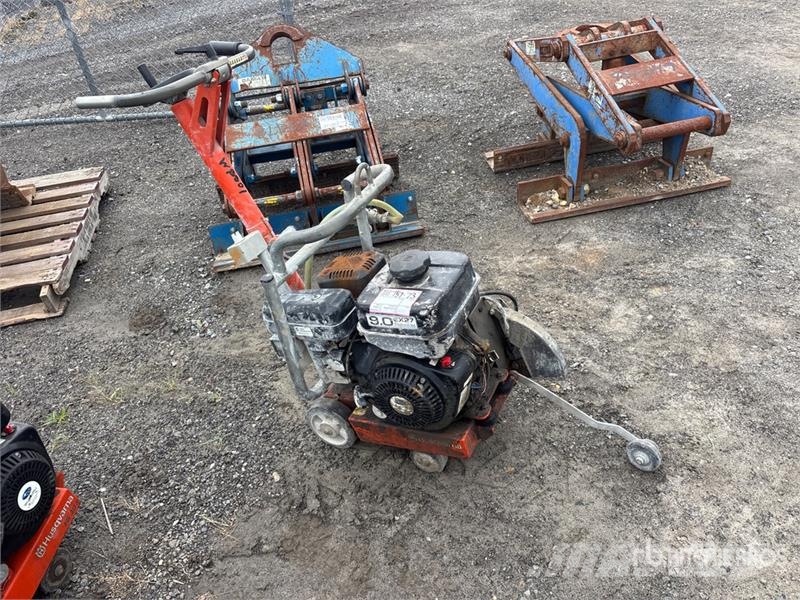 Husqvarna FS309 Aserradoras