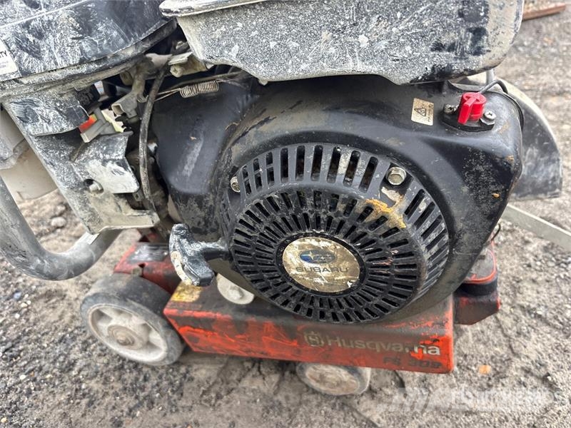 Husqvarna FS309 Aserradoras