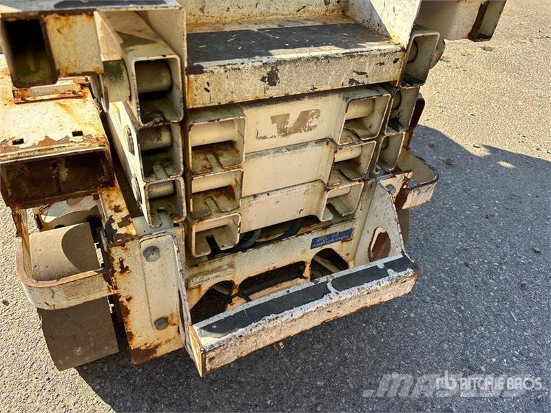 Hy-Brid HB1430 Piattaforme a pantografo