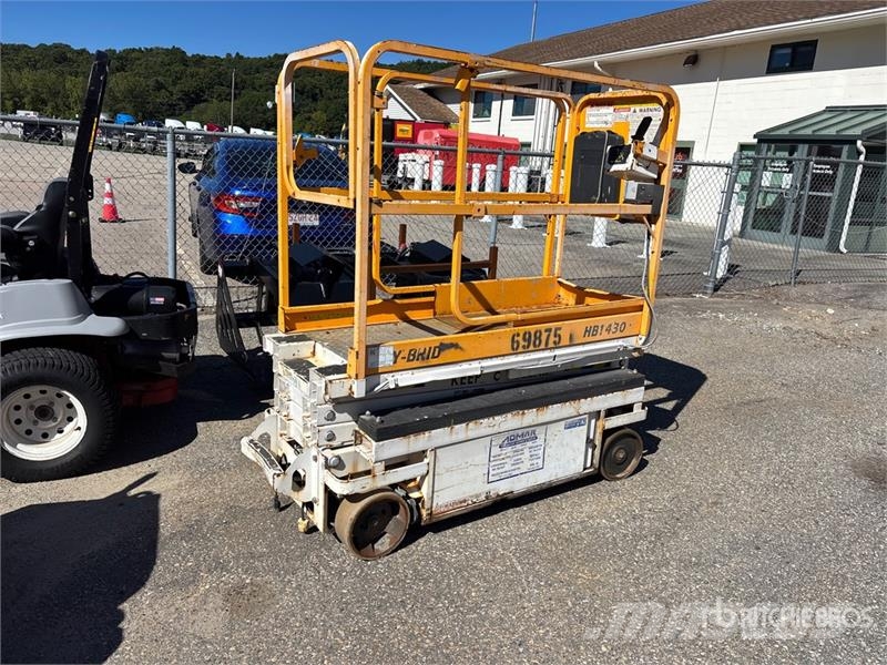 Hy-Brid HB1430 Electric Scissor Lift Saksilavat