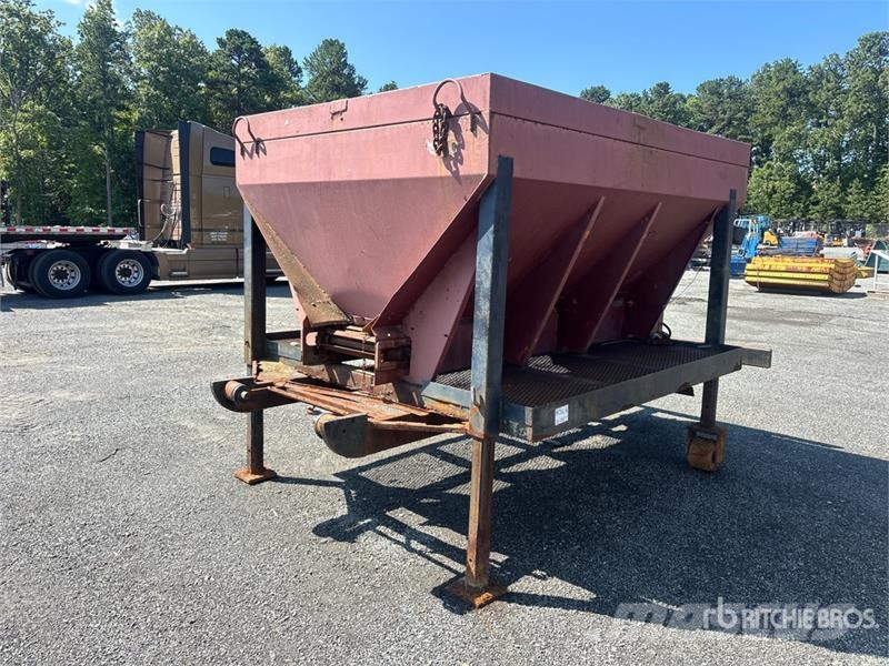 Hydraulic 12 x 8 Salt Spreader Kum ve tuz serpiciler