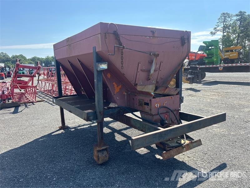 Hydraulic 12 x 8 Salt Spreader Kum ve tuz serpiciler