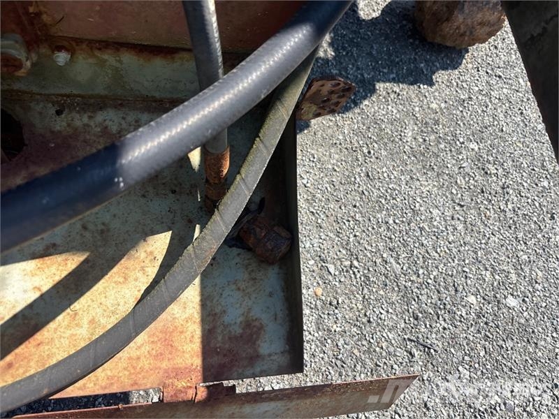 Hydraulic 12 x 8 Salt Spreader Kum ve tuz serpiciler