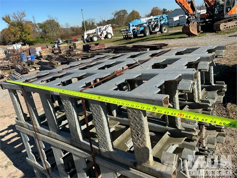  Hydro-Mobile M Series Scaffolding Sastatņu aprīkojums