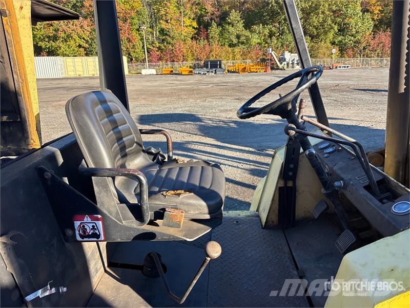 Hyster 155 15500 lb Cushion Tire Forklift شاحنات ذات رافعات شوكية - أخرى