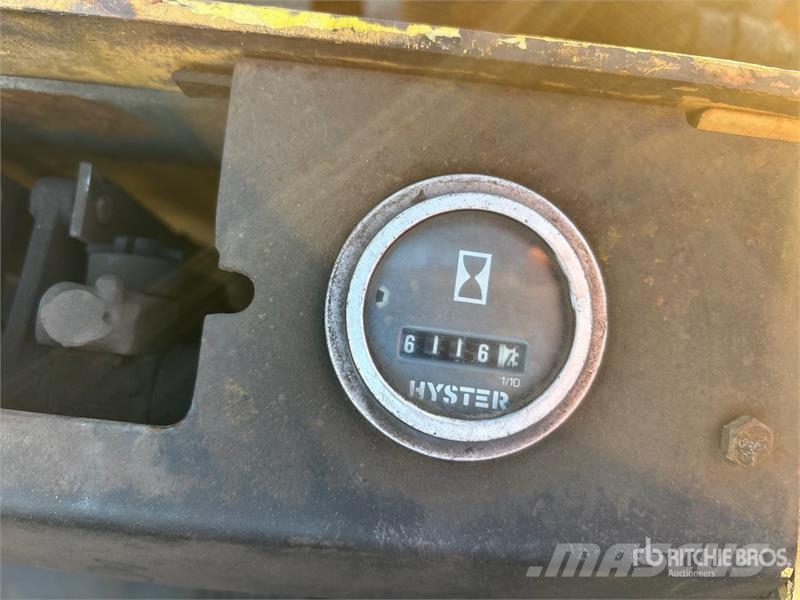 Hyster 155 15500 lb Cushion Tire Forklift شاحنات ذات رافعات شوكية - أخرى