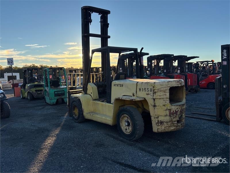 Hyster 155 15500 lb Pneumatic Tire Forklift 其他叉车