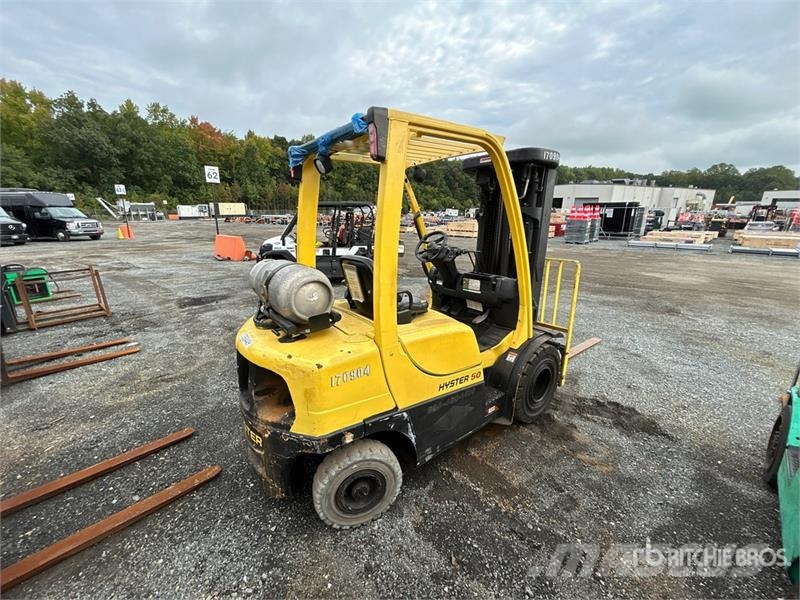 Hyster H50FT 4250 lb Cushion Tire Forklift フォークリフト - その他