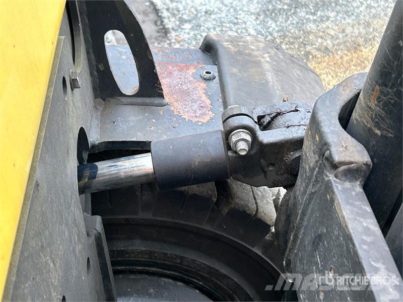 Hyster H50FT 4250 lb Cushion Tire Forklift フォークリフト - その他