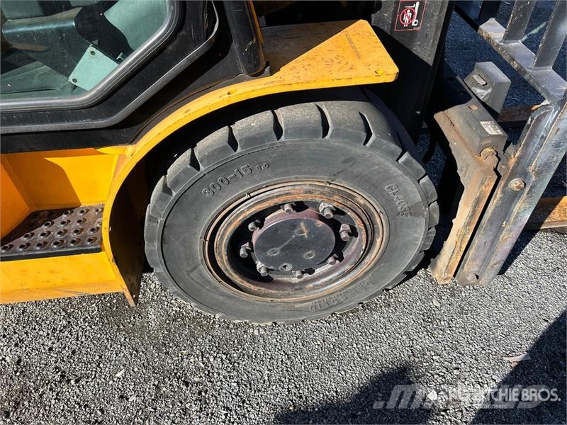 Hyundai 40L-7A 8325 lb Cushion Tire Forklift 그 외 지게차