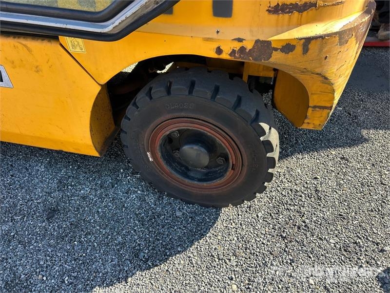Hyundai 40L-7A 8325 lb Cushion Tire Forklift 그 외 지게차