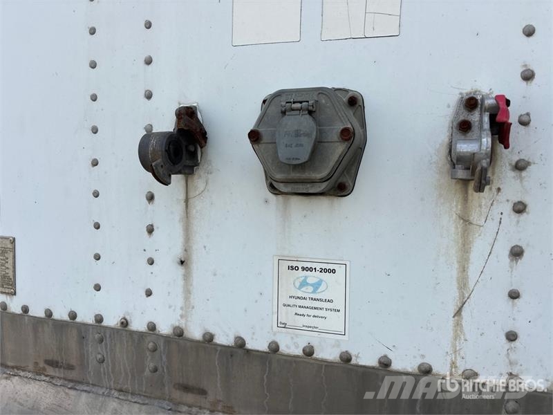 Hyundai 53 ft x 102 in T/A Van Trailer Furgons