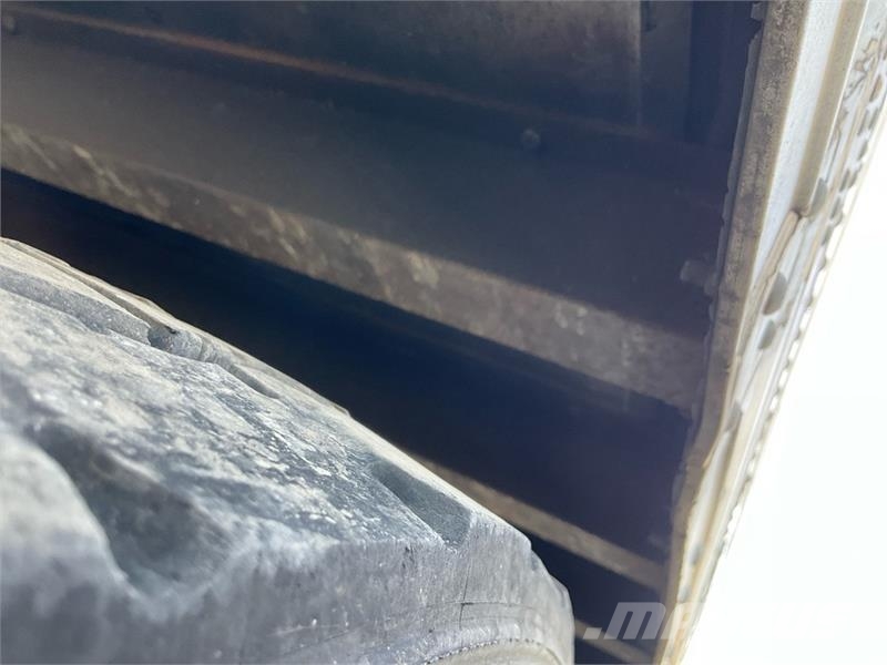 Hyundai 53 ft x 102 in T/A Refrigerated Trailer نصف مقطورات بدرجة حرارة قابلة للضبط