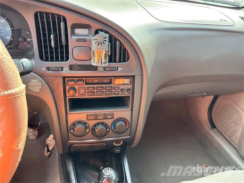 Hyundai Elantra Automobile 자동차