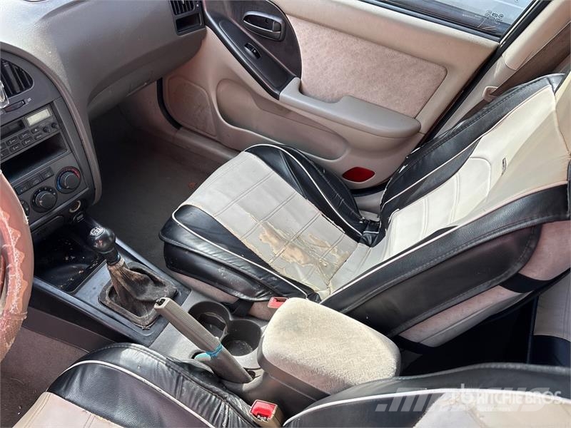 Hyundai Elantra Automobile 자동차