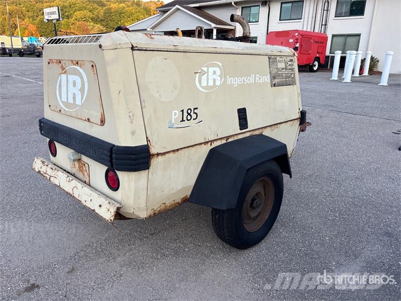 Ingersoll Rand P-185 185 cfm Mobile Air Compressor Воздушные компрессоры
