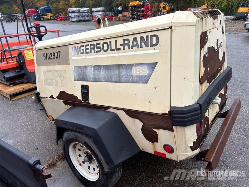 Ingersoll Rand P1 85W JD Mobile Air Compressor (Inoperable) コンプレッサー