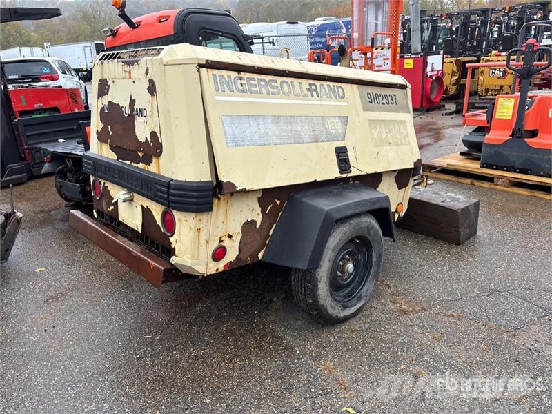 Ingersoll Rand P1 85W JD Mobile Air Compressor (Inoperable) コンプレッサー