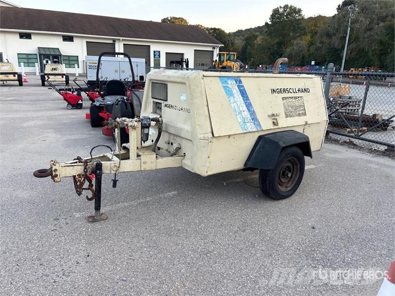 Ingersoll Rand P185 185 cfm Mobile Air Compressor Kompresori