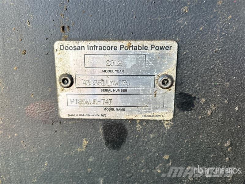 Ingersoll Rand P185WJD-T4I 185 cfm Skid-Mounted Air Compressor コンプレッサー