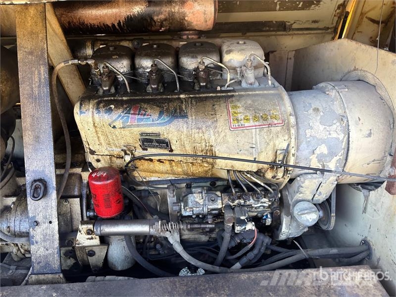 Ingersoll Rand P250AWD Mobile Air Compressor 콤푸레샤