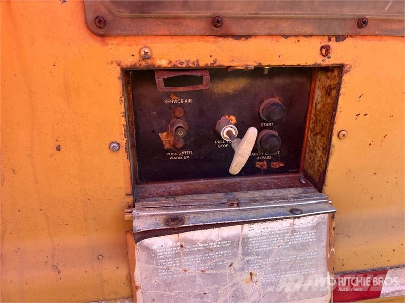 Ingersoll Rand P250AWD Mobile Air Compressor 콤푸레샤