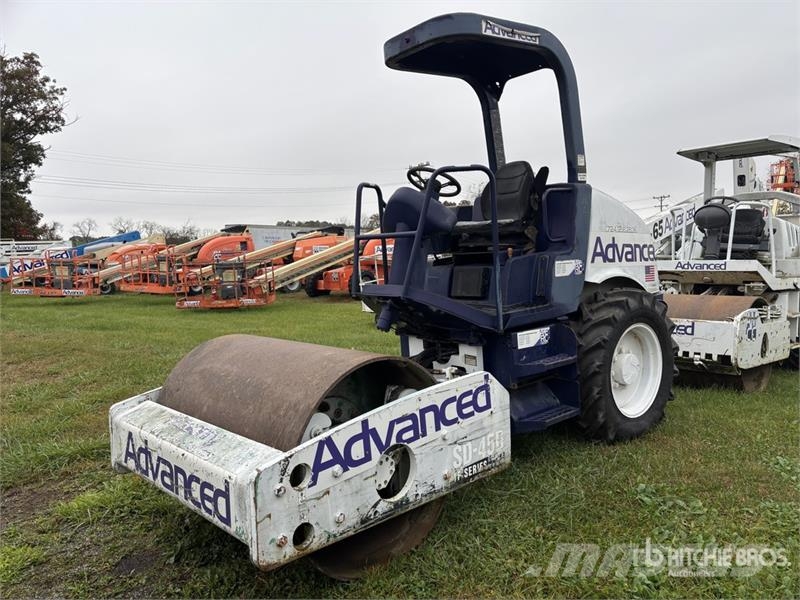 Ingersoll Rand SD-45D TF Smooth Drum Compactor Vienvalča grunts veltņi
