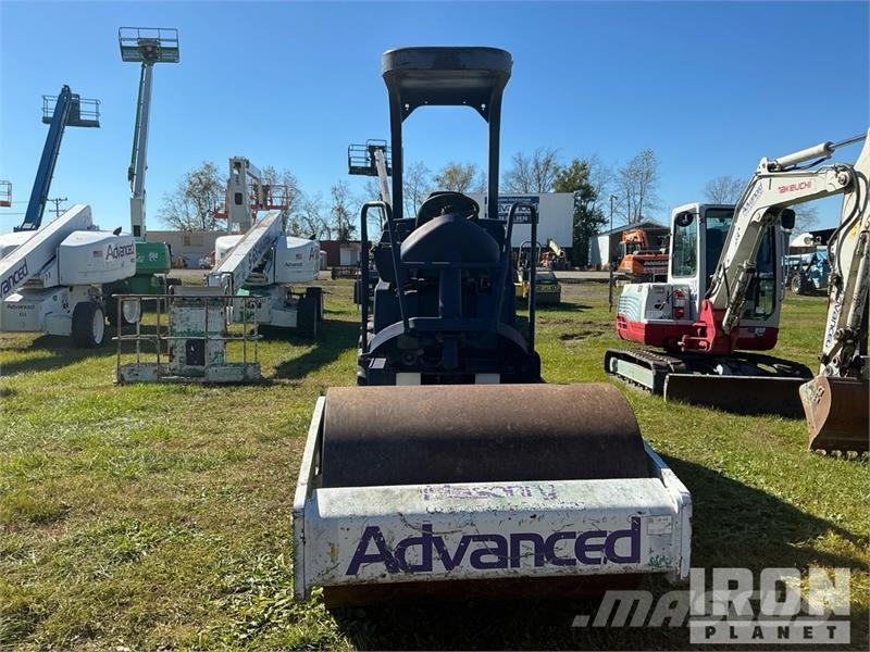 Ingersoll Rand SD-45D TF Smooth Drum Compactor Enkelt tromle