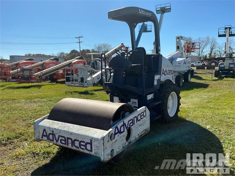 Ingersoll Rand SD-45D TF Smooth Drum Compactor Enkelt tromle